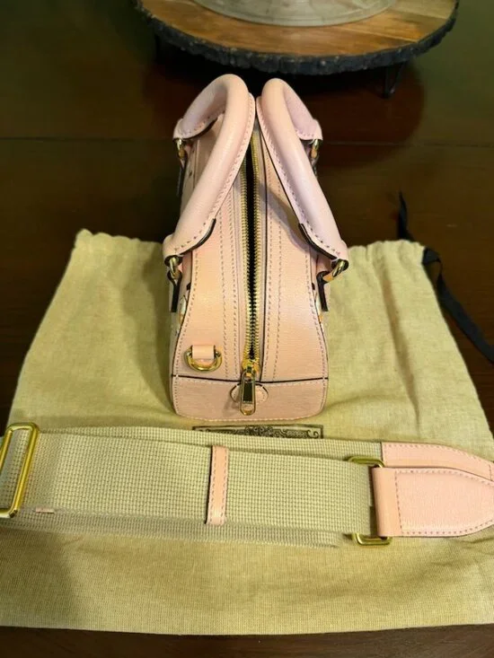 GUCCI X PIKARAR Textured Dollar Calfskin Animal Print - Picture 2 of 3